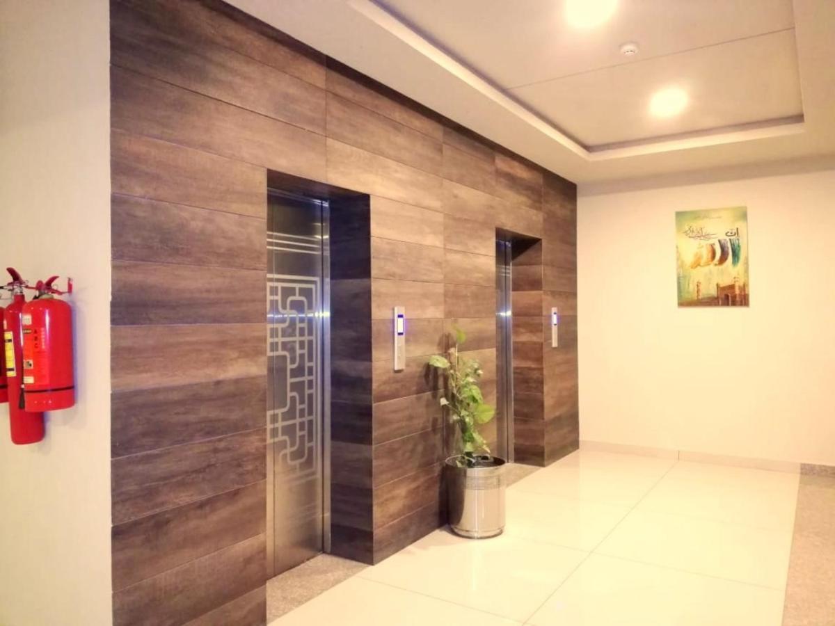 Executive 3 Bedrooms Apartment In Bahria Town Равалпинди Екстериор снимка