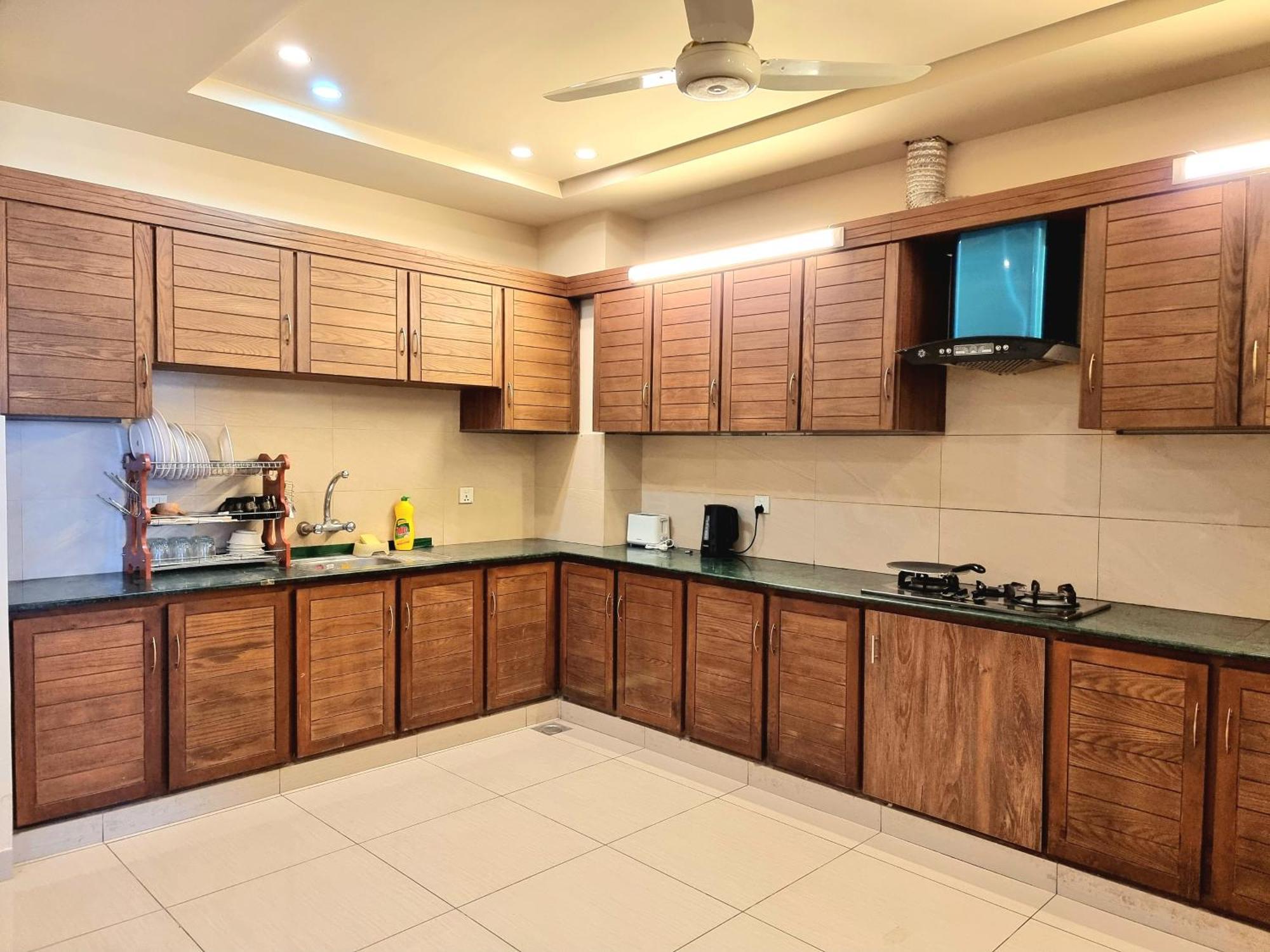 Executive 3 Bedrooms Apartment In Bahria Town Равалпинди Екстериор снимка