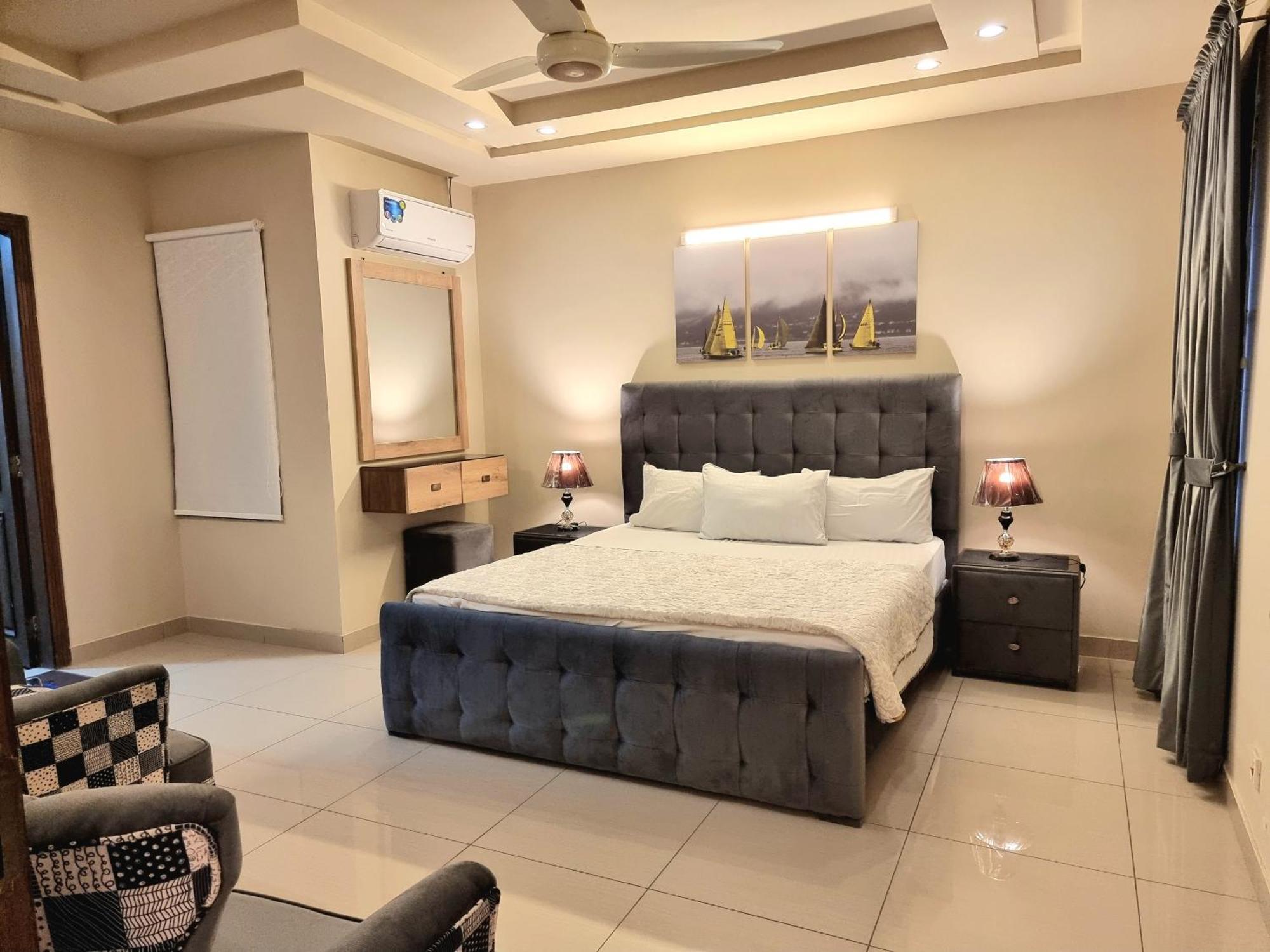 Executive 3 Bedrooms Apartment In Bahria Town Равалпинди Екстериор снимка