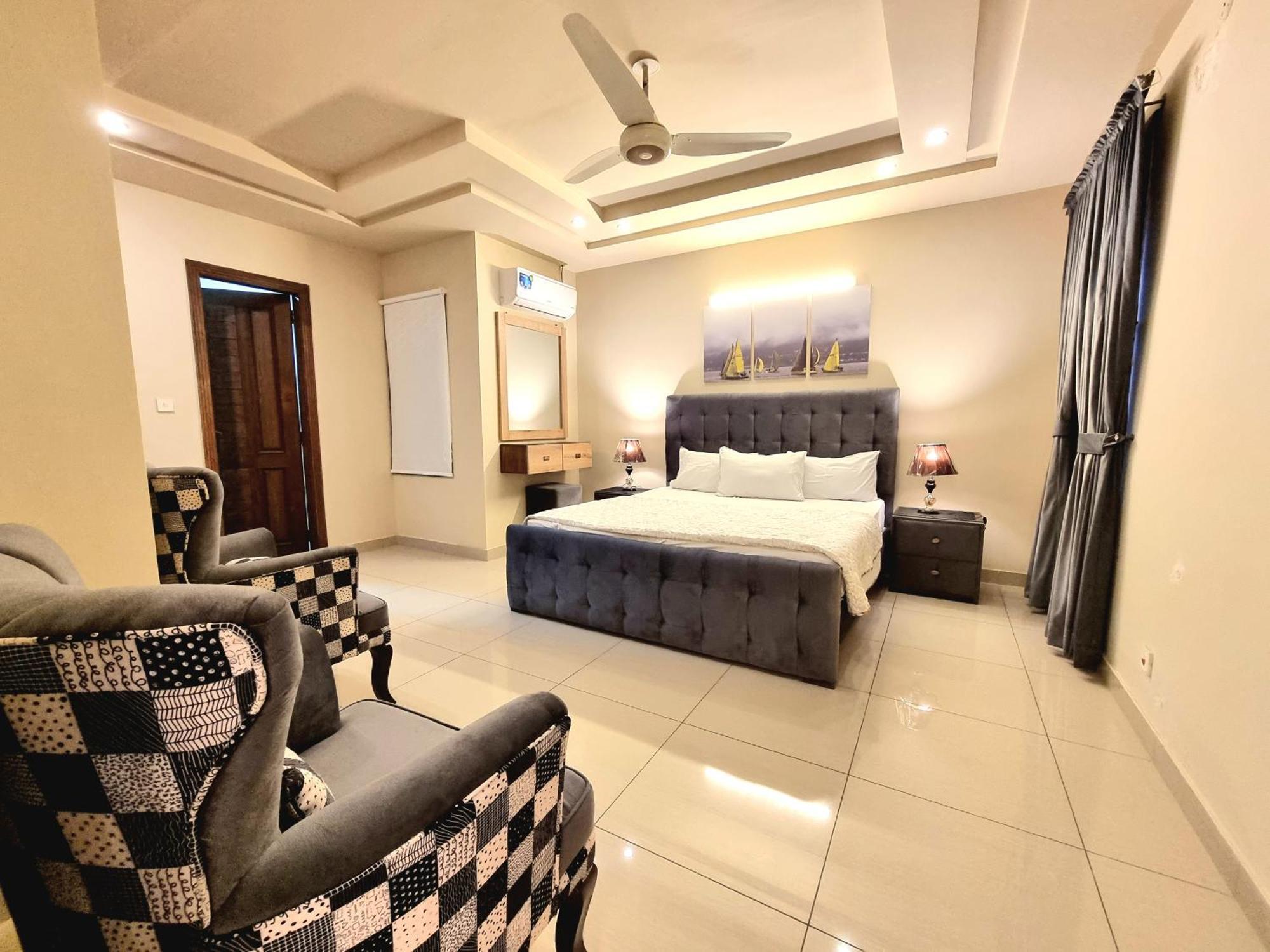 Executive 3 Bedrooms Apartment In Bahria Town Равалпинди Екстериор снимка