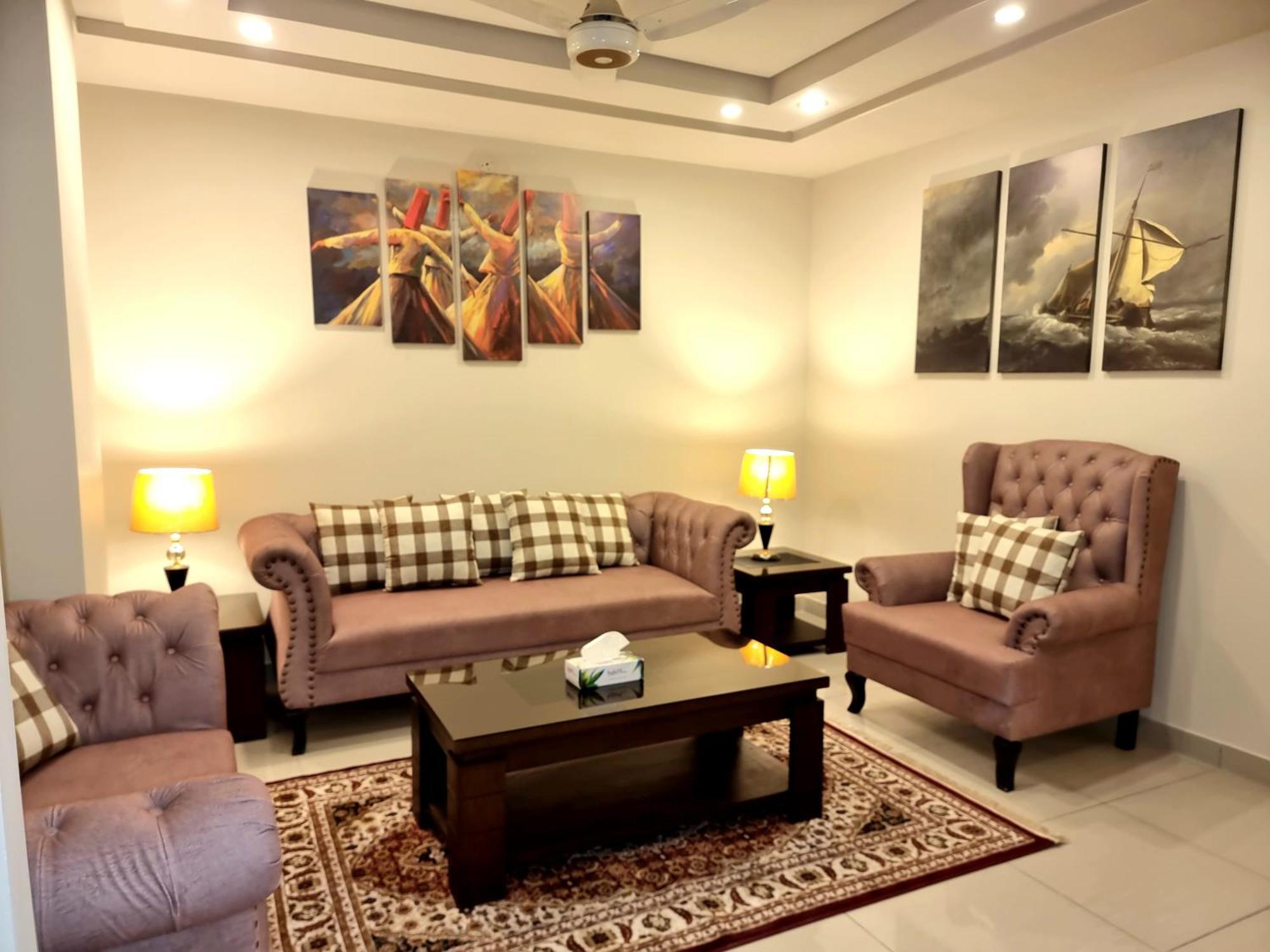 Executive 3 Bedrooms Apartment In Bahria Town Равалпинди Екстериор снимка
